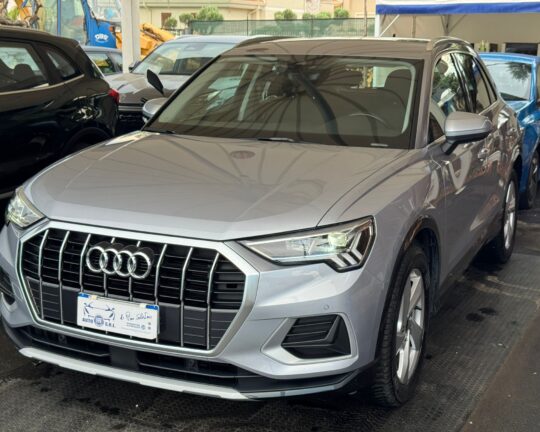 Audi Q3 35 TDI S tronic Business Advanced